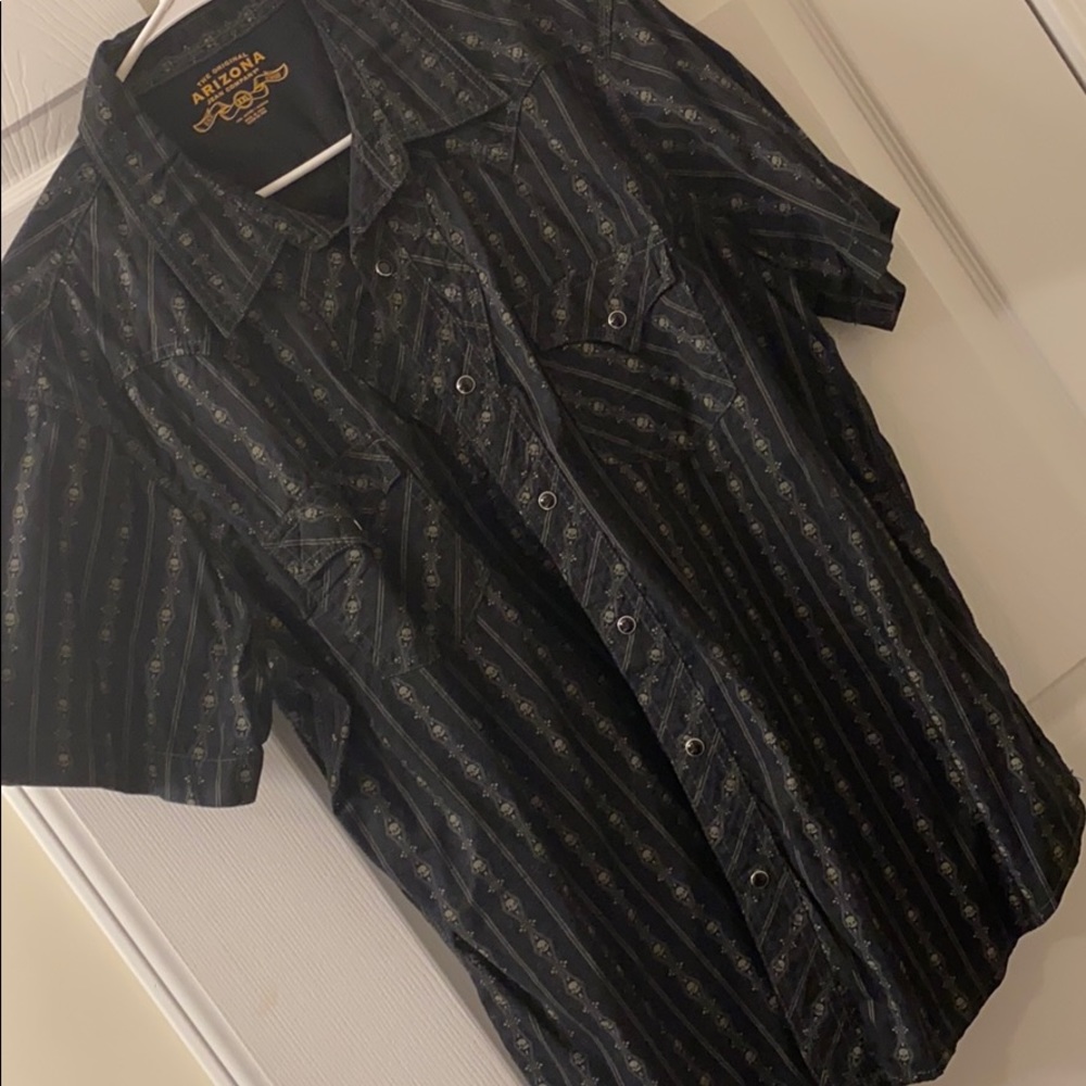 Men’s Short Sleeve Button Down